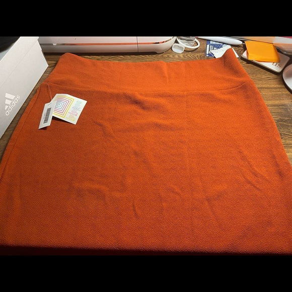 LuLaRoe Cassie Skirt. Burnt Orange. 2XL - Picture 1 of 2